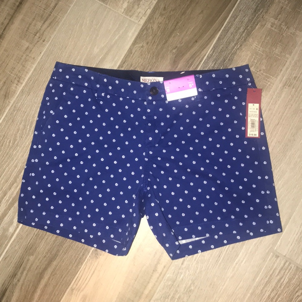 BNWT Merona Blue and White 5in. shorts